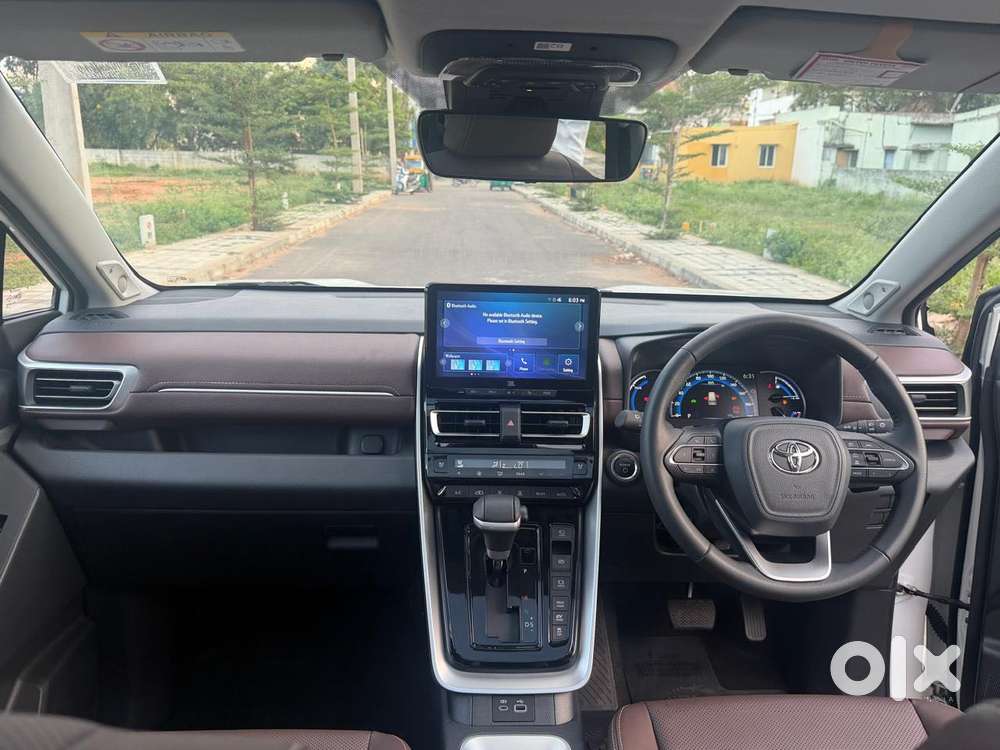 Toyota Innova Hycross 2.0 Zx (o) Hybrid 7 Str, 2026, Petrol