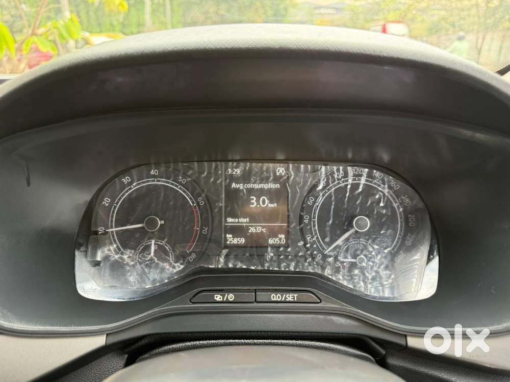 Skoda Kushaq 1.0 Tsi Ambition, 2023, Petrol