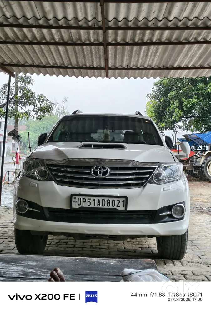 Fortuner Well Maintained 4*2 Manual White Colour