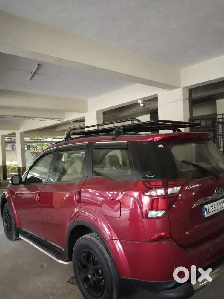 Mahindra Xuv500 W7 2018i
