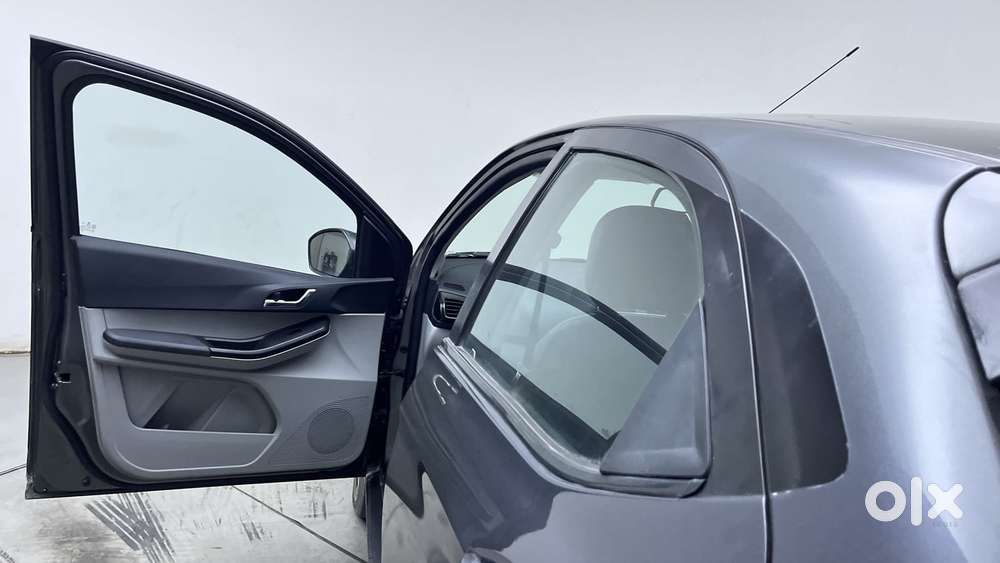 Tata Tiago Xza Plus, 2022, Petrol