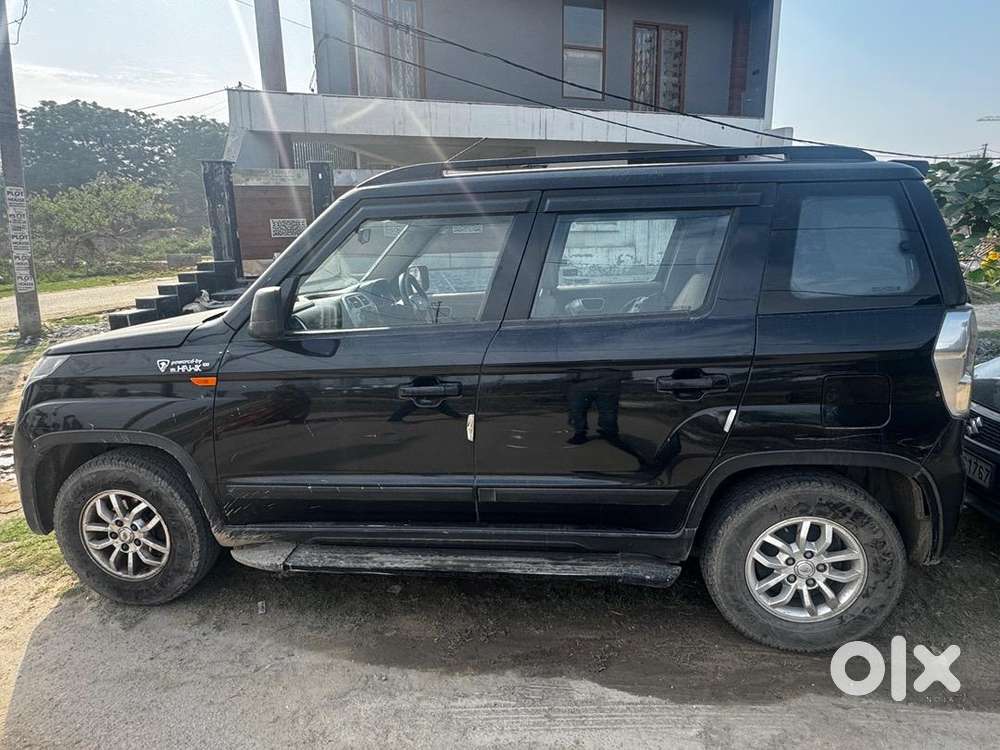 Mahindra Tuv 300 2020 Diesel Well Maintained