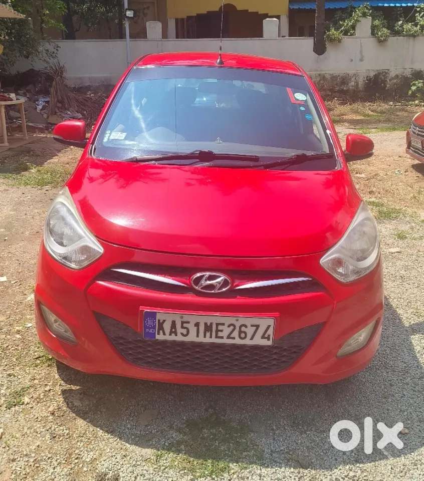 Hyundai I10 Sportz At, 2013, Petrol