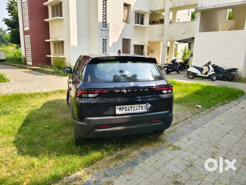 Maruti Brezza Vxi At 2026