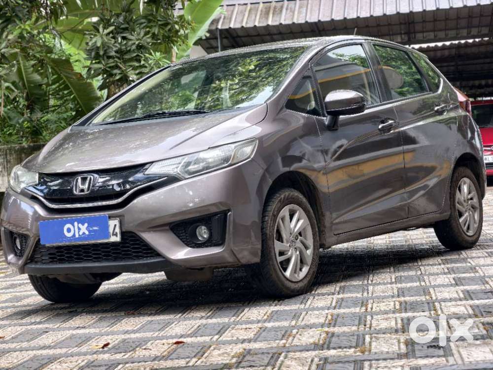Honda Jazz V Automatic, 2016, Petrol