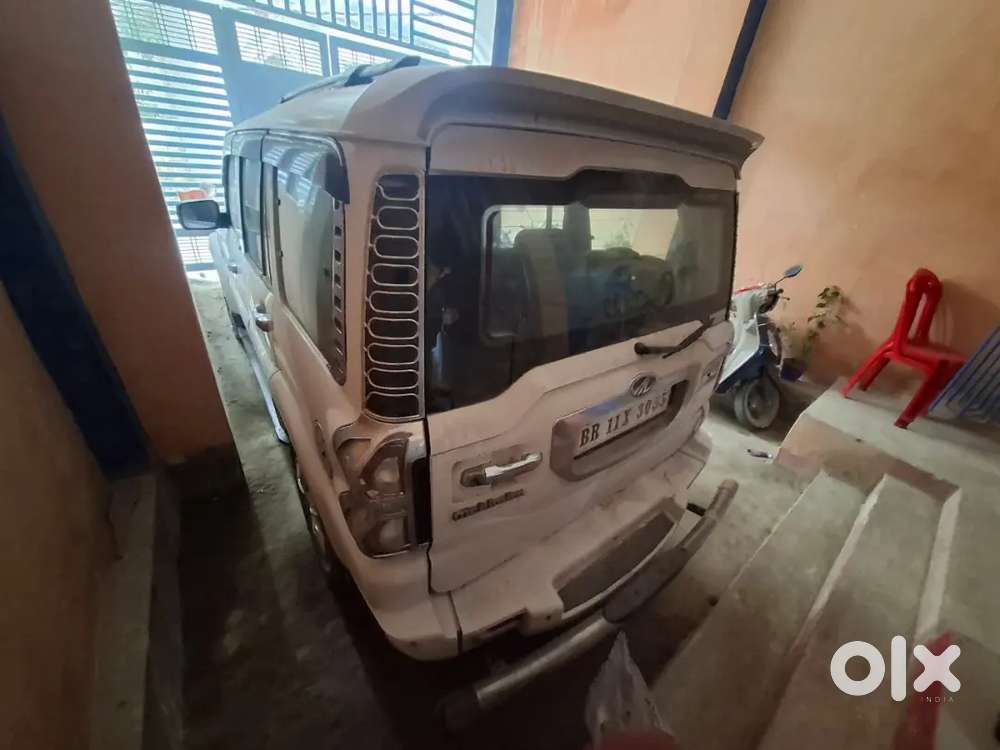 Mahindra Scorpio 2015 Diesel 130000 Km Driven