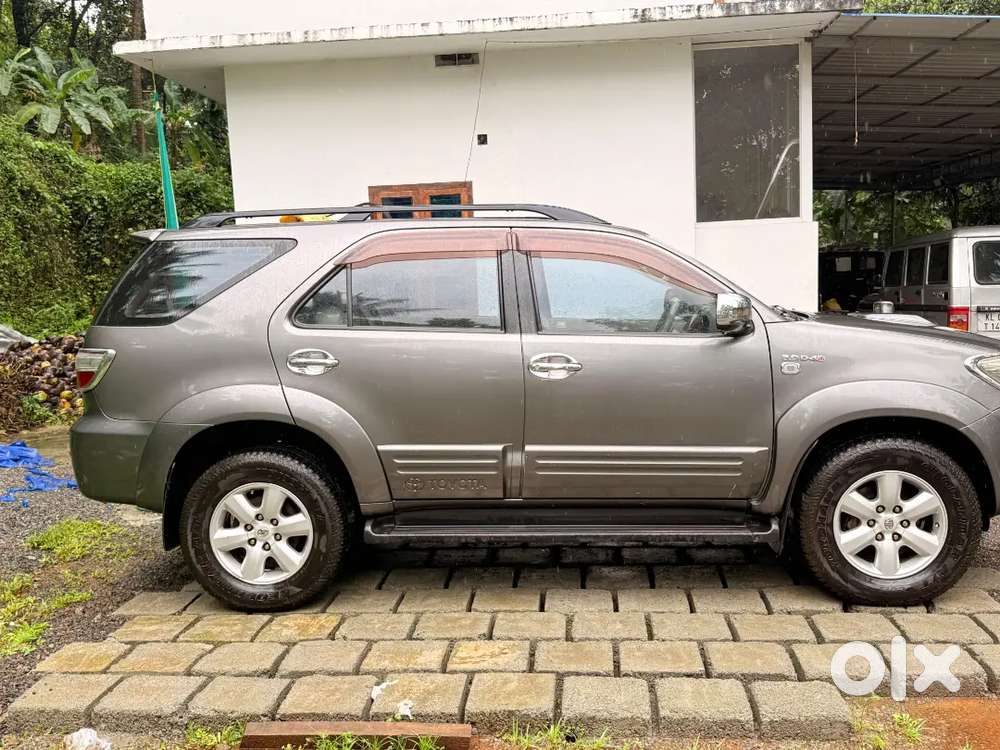 Toyota Fortuner 3.0 4x4 2010