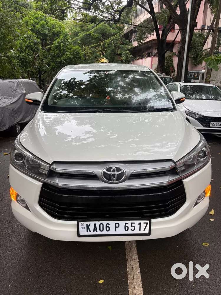 Toyota Innova Crysta 2.4 V 7 Str, 2017, Diesel