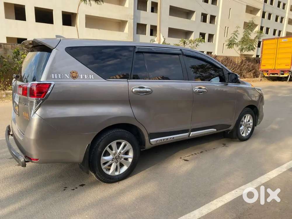 Toyota Innova Crysta 2016 Diesel 127000 Km Driven