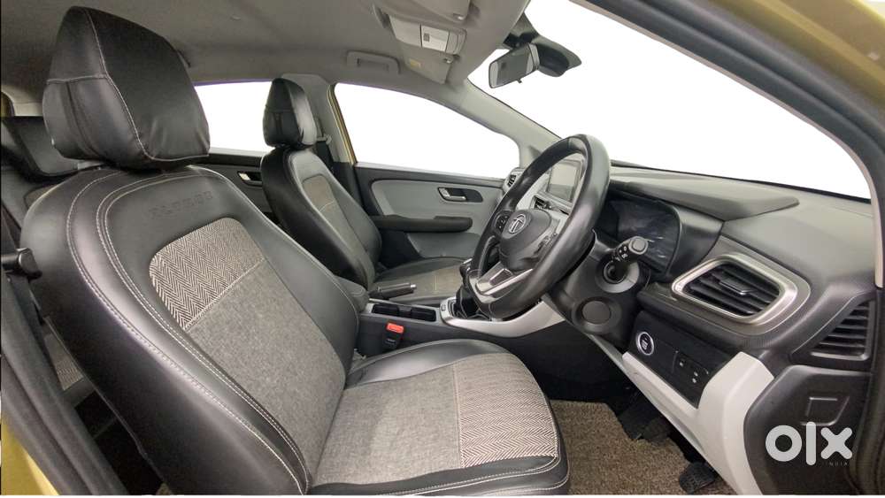 Tata Altroz Xz, 2020, Petrol