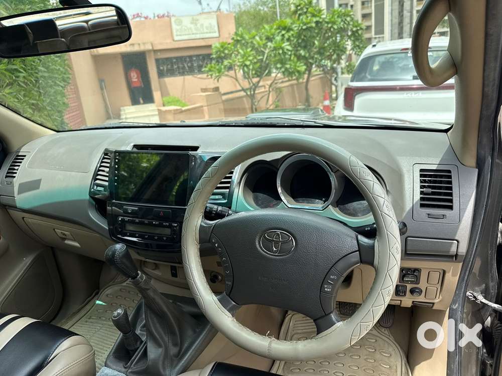 Toyota Fortuner Diesel 2010 Model