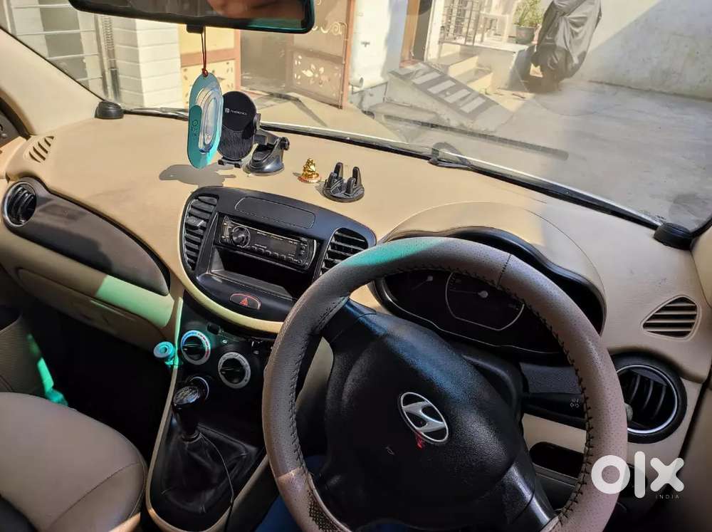 Hyundai I10 2010 Cng & Petrol Well Maintained Car