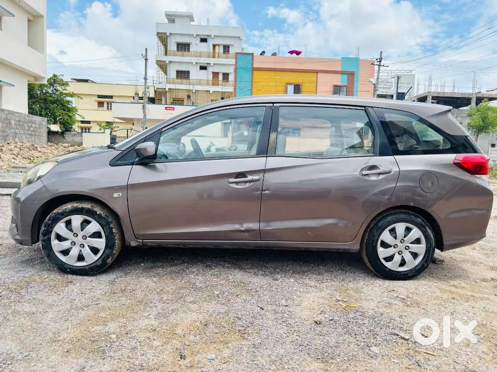 Honda Mobilio 2014 Diesel 145000 Km Driven