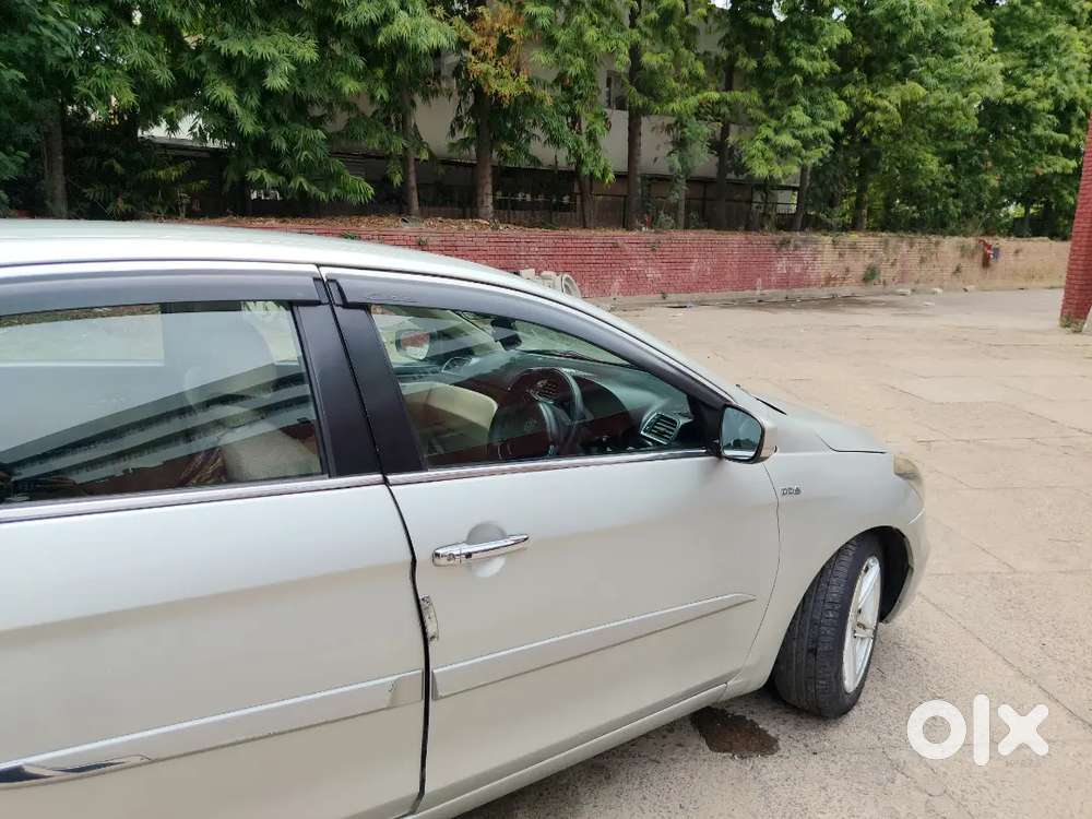 Maruti Suzuki Ciaz 2016 Diesel 102000 Km Driven