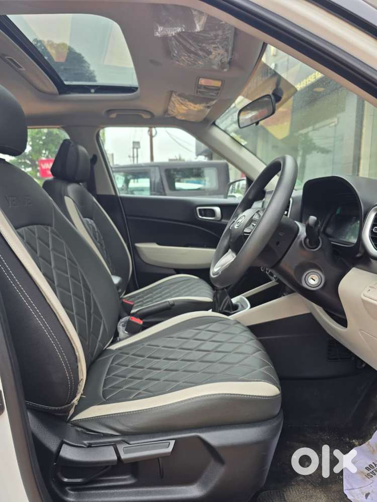 Hyundai Venue 1.2 S (o), 2025, Petrol