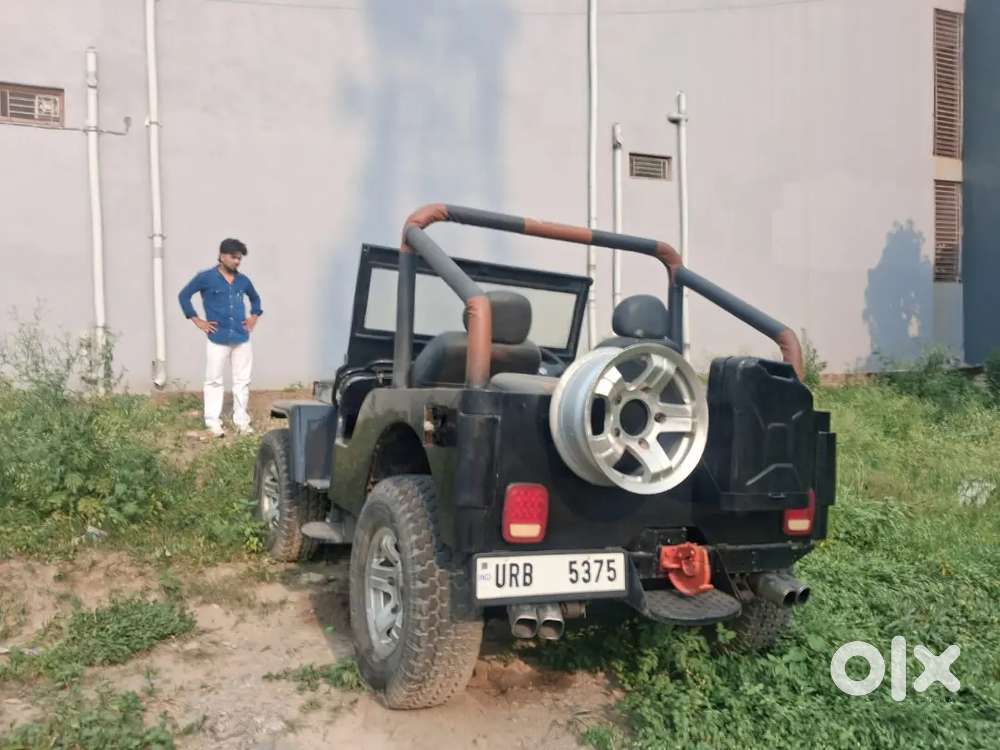 Mahindra Jeep Classic 1998