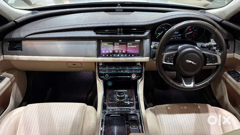 Jaguar Xf 2.0 Petrol Prestige, 2020, Petrol