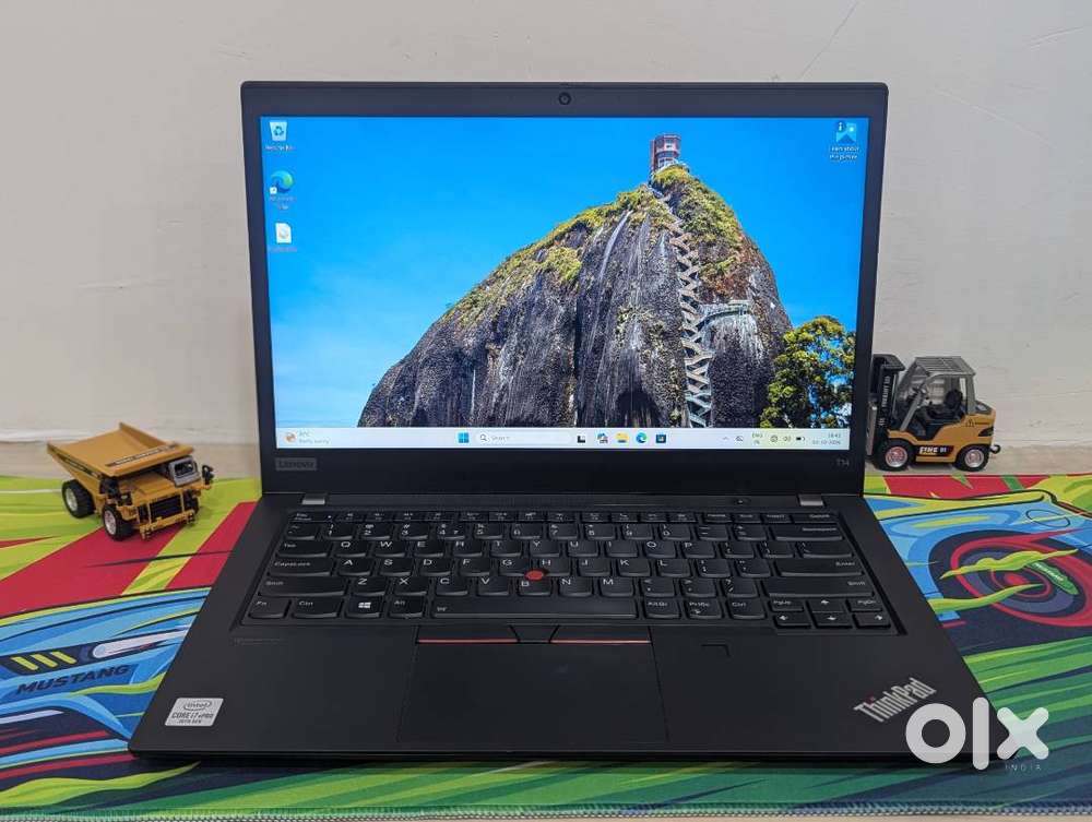 Lenovo ThinkPad T14 Gen1 i7-10th Gen 14 inch FHD screen 8GB & 256GB