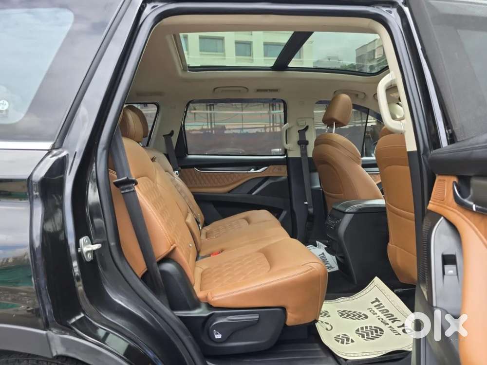 Mg Gloster Savvy 7 Seater, 2024, Diesel