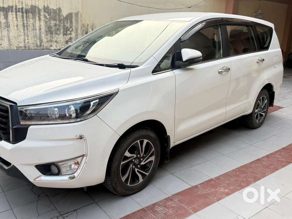 Toyota Innova Crysta 2023 Diesel Well Maintained Only 48000 Km Driven