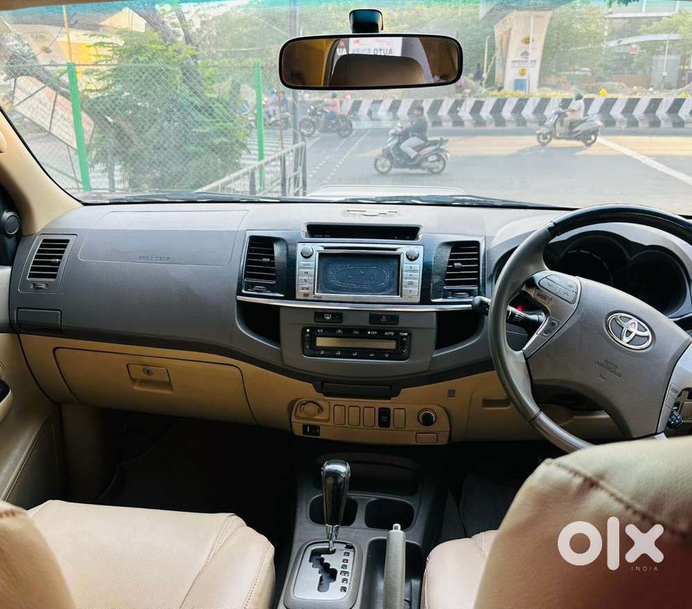 Toyota Innova Crysta
