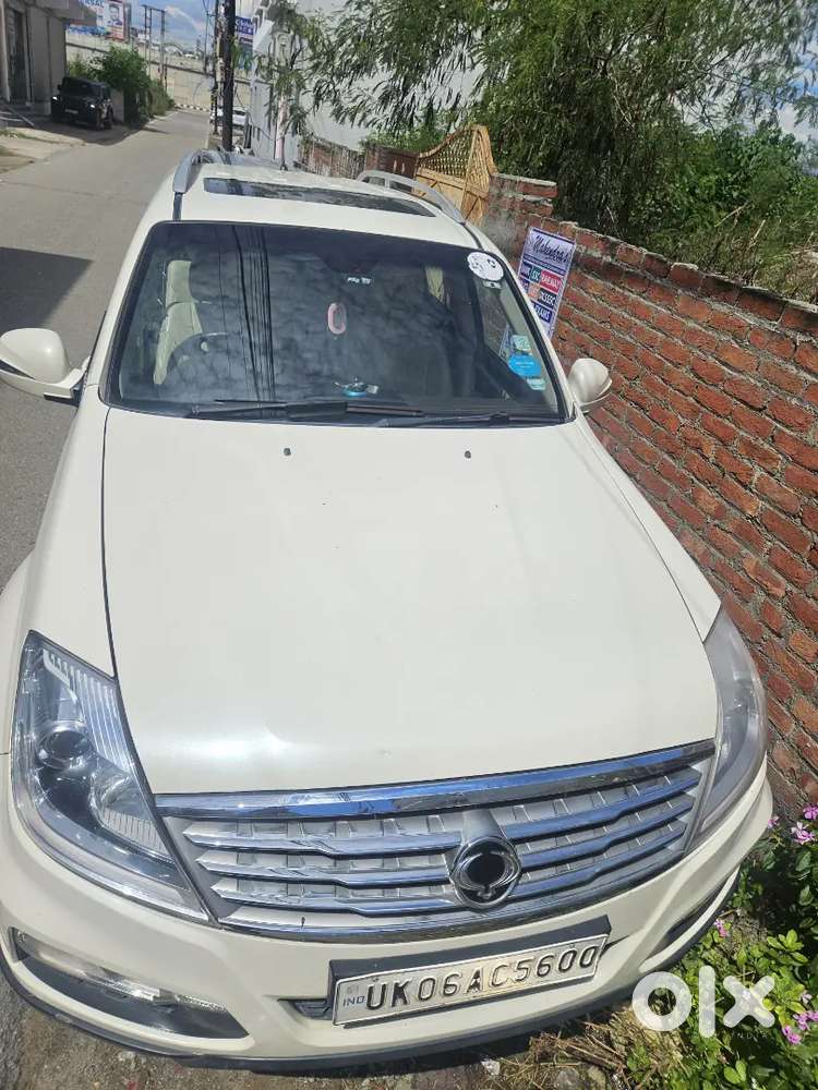 Mahindra Rexton Diesel 2014 Car