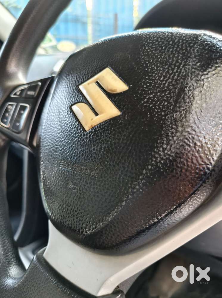 Maruti Suzuki Swift Zdi Plus, 2012, Diesel