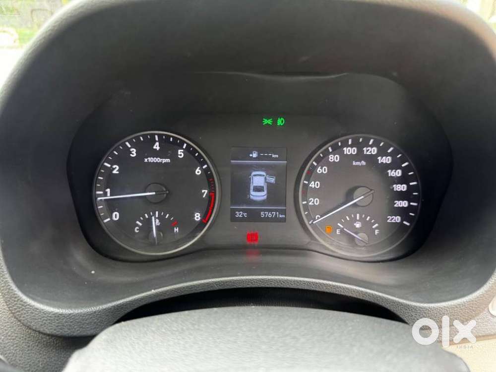 Hyundai Verna 1.6 Sx (o) Vtvt, 2018, Petrol