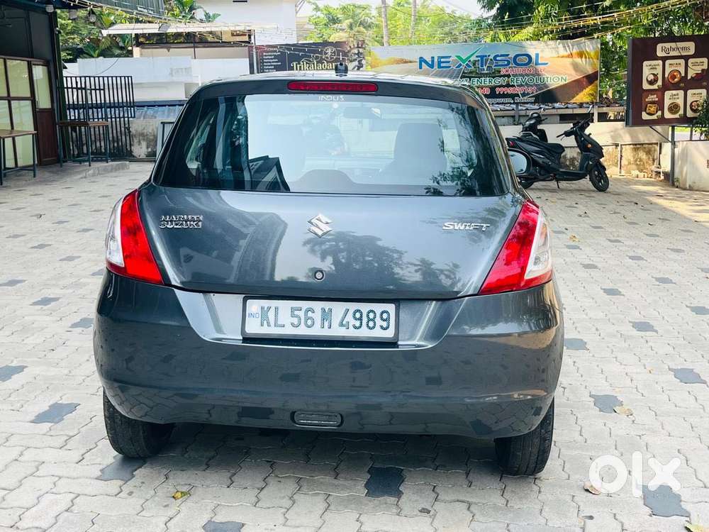 Maruti Suzuki Swift Lxi Optional-o, 2015, Petrol