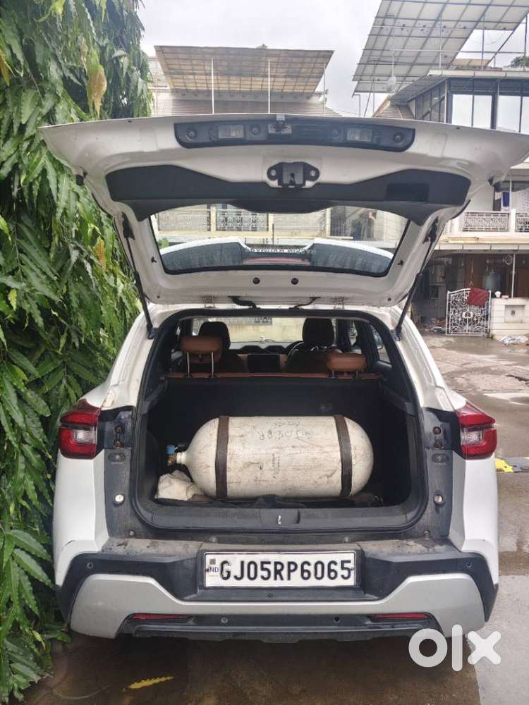 Nissan Magnite 1.0 Xe, 2022, Cng & Hybrids