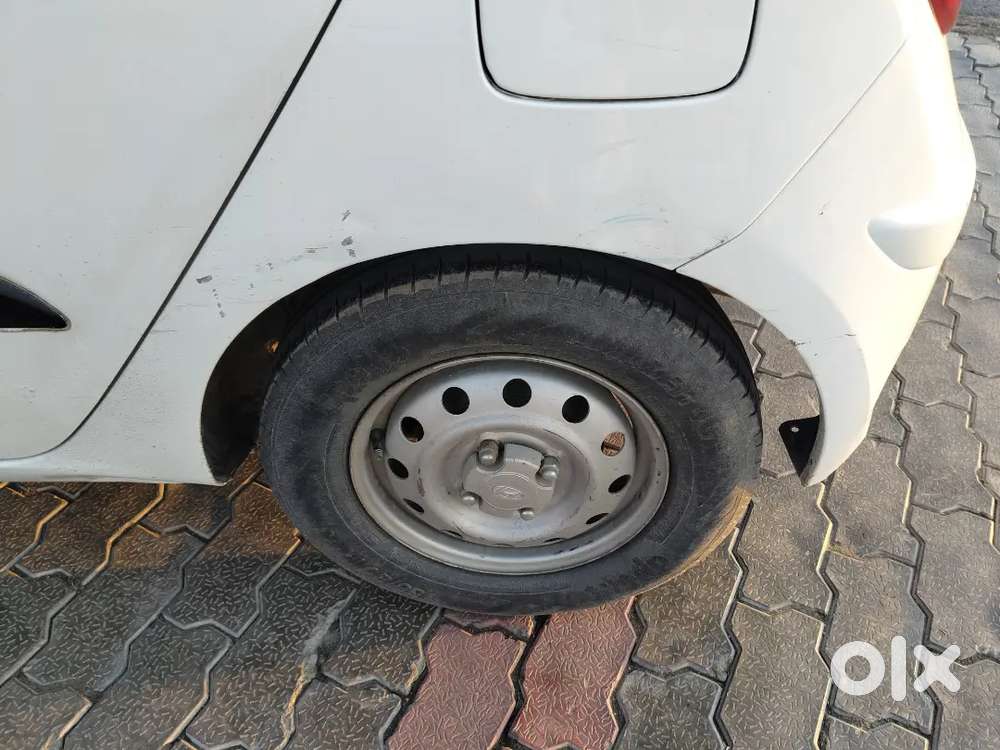 Hyundai I10  210000