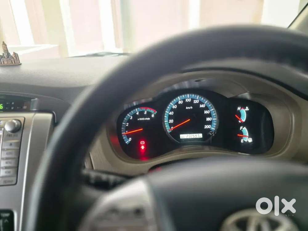 Toyota Innova 2.5 Vx 2015
