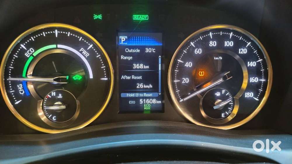 Toyota Vellfire 2.5 Executive Lounge, 2022, Petrol