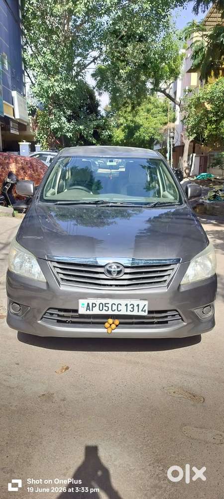 Toyota Innova 2.5 G (diesel) 7 Seater, 2012, Diesel