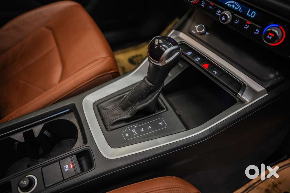 Audi Q3 40 Tfsi Premium Plus, 2024, Petrol