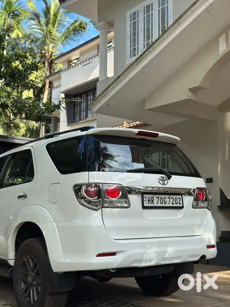 Toyota Fortuner 2015