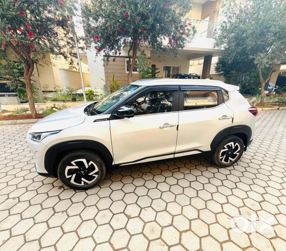 Nissan Magnite Showroom Track