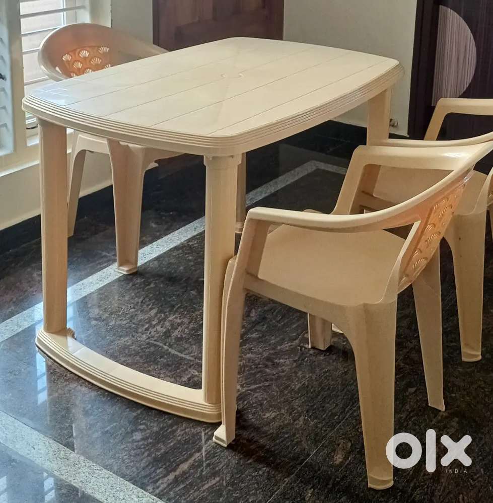 Plastic dining table olx hotsell