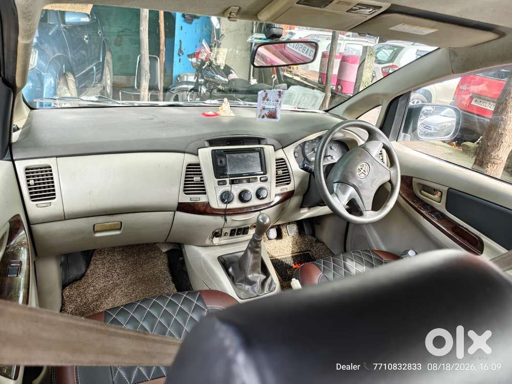 Toyota Innova 2.5 G (diesel) 8 Seater Bs Iv, 2013, Diesel