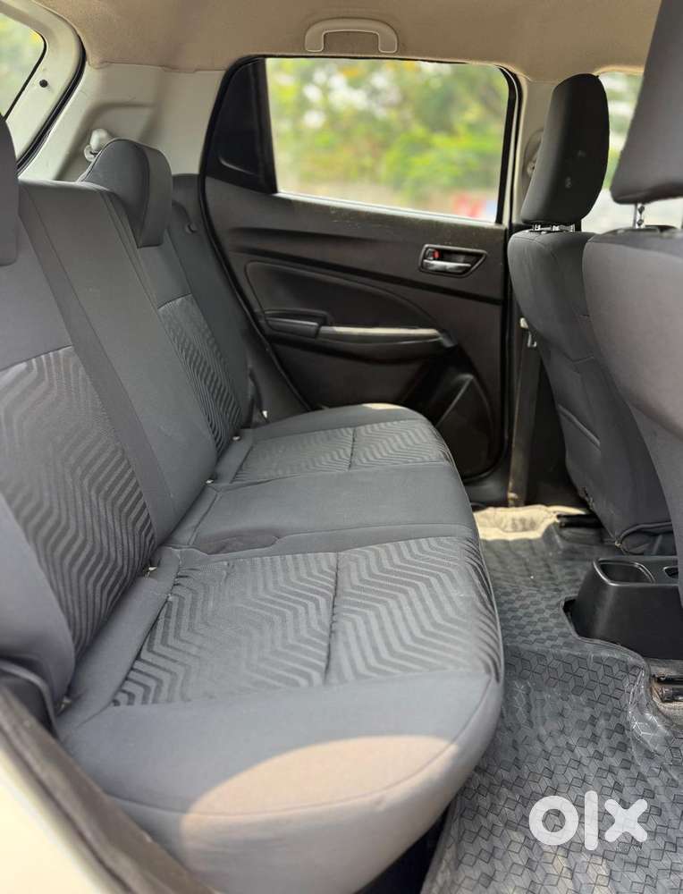 Maruti Suzuki Swift 2018 Amt Vxi, 2023, Petrol