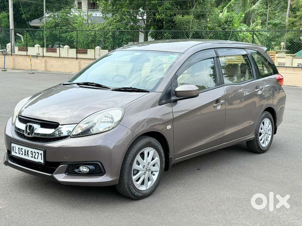 Honda Mobilio 1.5 V I-vtec, 2015, Petrol