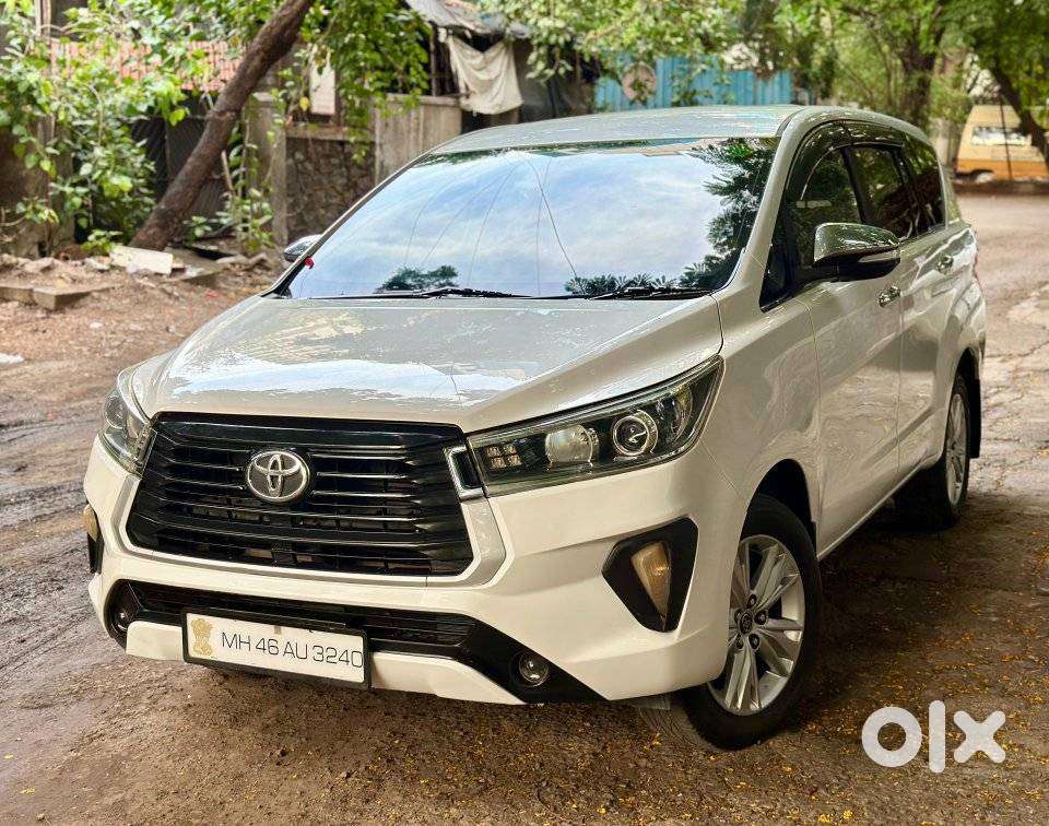 Toyota Innova Crysta 2.8z Automatic, 2016, Diesel