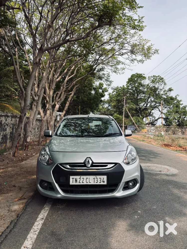Renault Scala 2013 Top Model