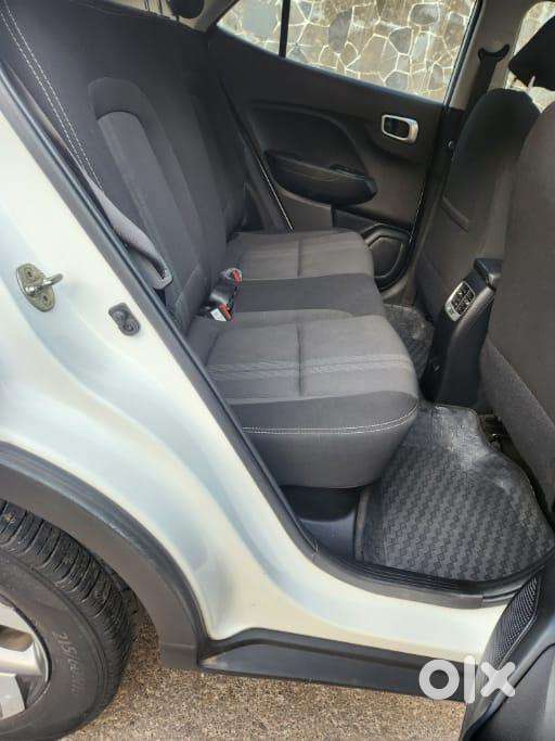 Hyundai Venue 1.0 Sx Turbo Imt, 2021, Petrol