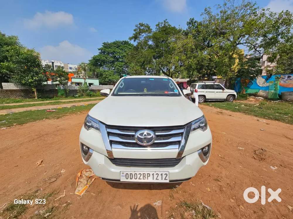 Single Handed Toyota Fortuner 2021 4x2 - Super Clean Condition