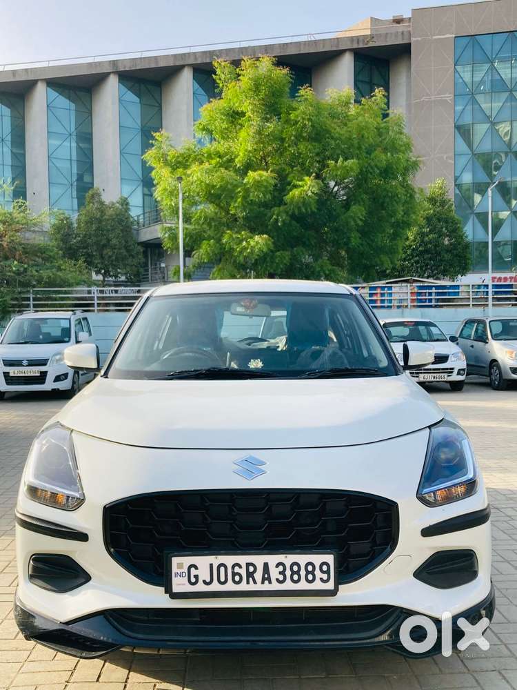 Maruti Suzuki New-gen Swift Vxi, 2024, Petrol