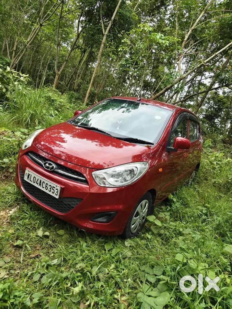 Hyundai I10 2012 Petrol 70000 Km Driven