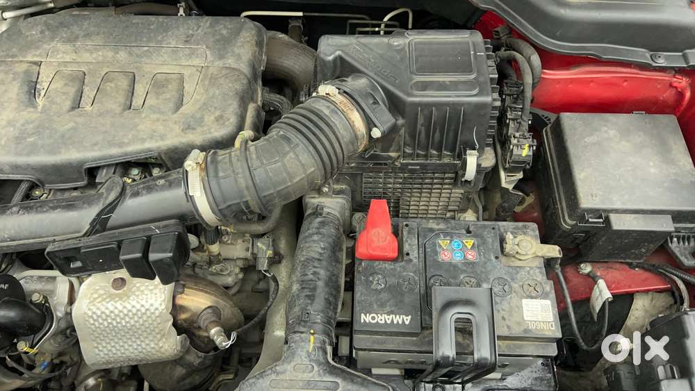 Mahindra Xuv300 1.2 W8 (o) Amt Petrol, 2022, Petrol