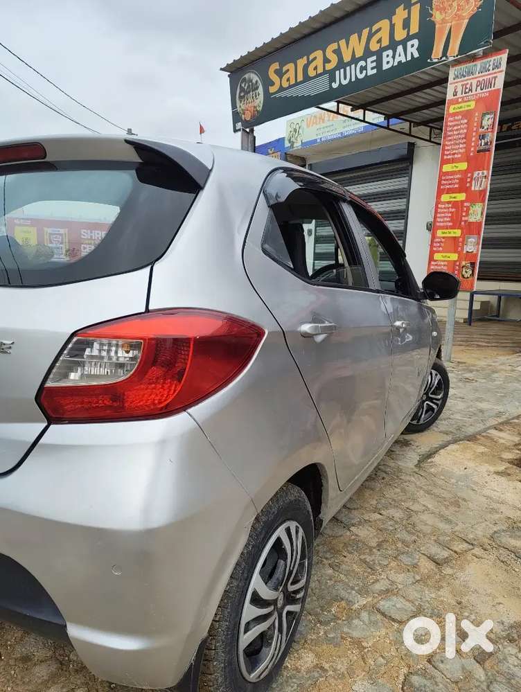 Tata Tiago 2017 Petrol Manual 2nd Owner