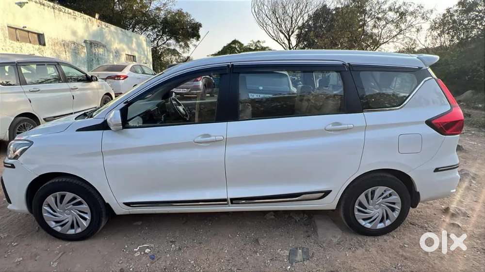 Maruti Suzuki Ertiga 2025 Smart Hybrid